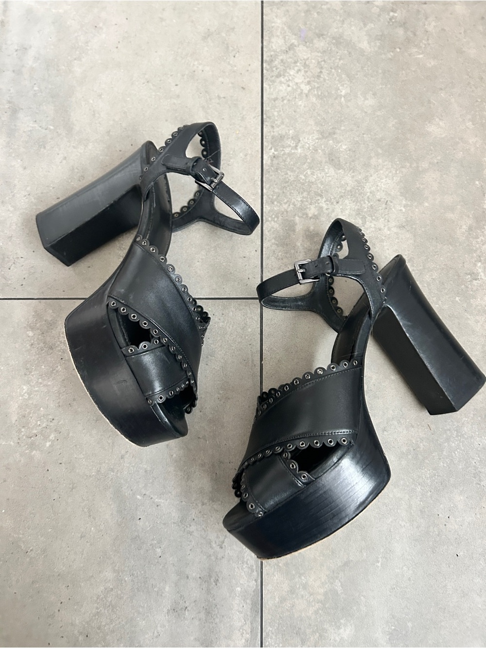 Michael Kors studded accent black stud leather platform heels 9